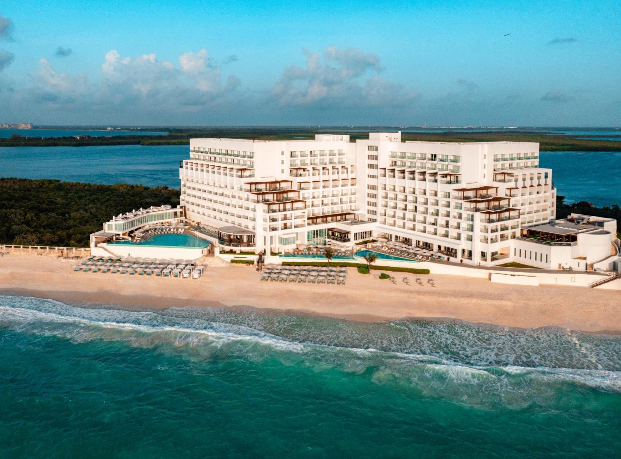 Sun Palace (Adults Only) Cancun Exterior photo